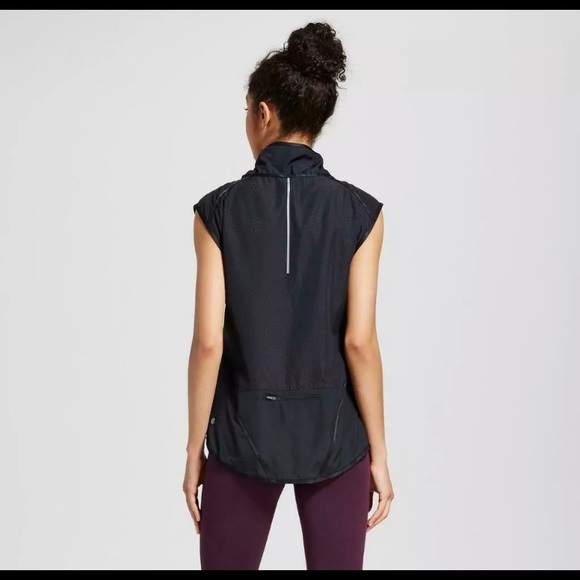 C9 CHAMPION Reflective Activewear VEST XS - New - Picture 8 of 8